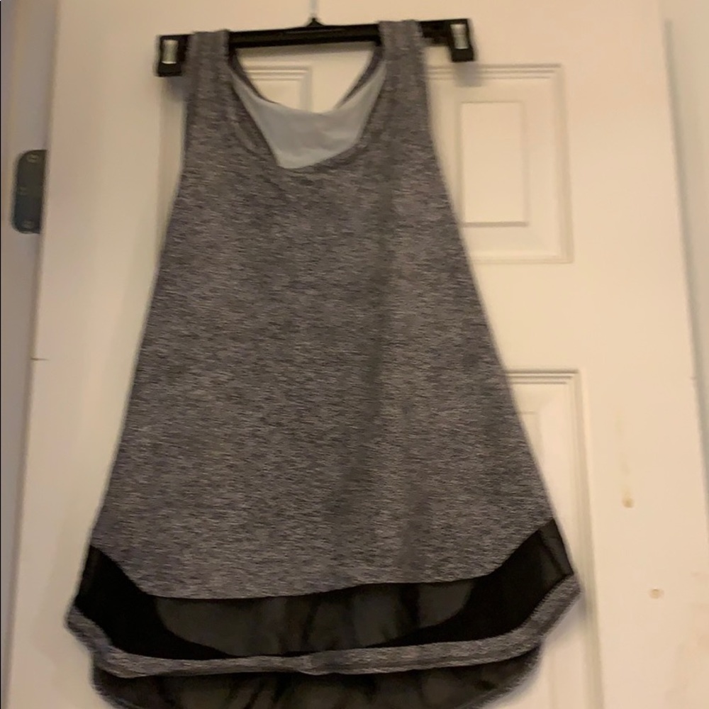 Lululemon tank